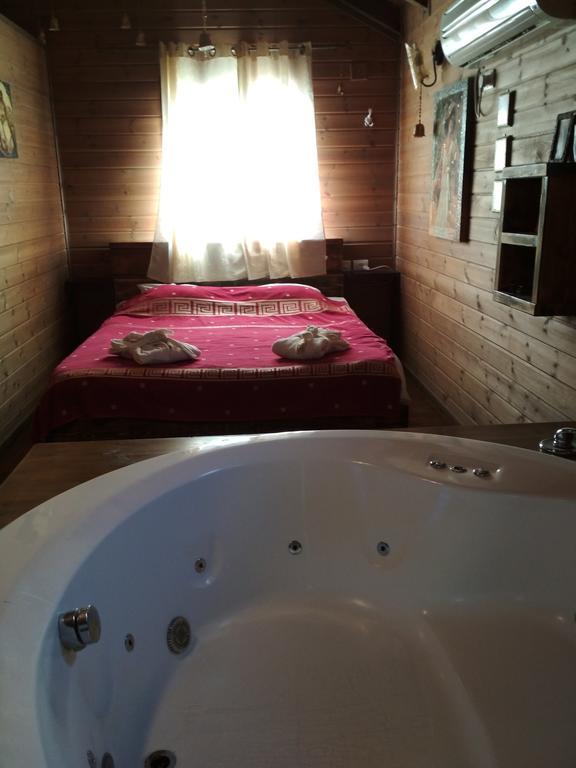 Ha'Bait Ba'Kfar Guesthouse Bruchim Qela' Alon Екстериор снимка