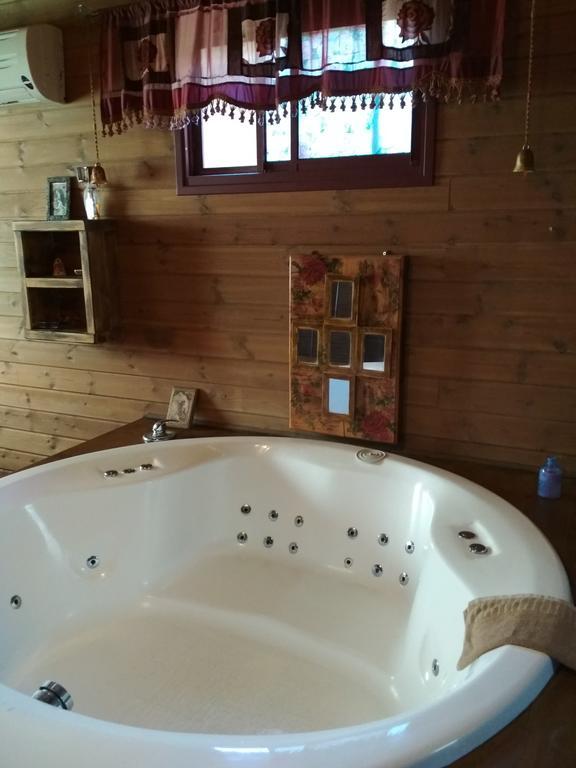 Ha'Bait Ba'Kfar Guesthouse Bruchim Qela' Alon Екстериор снимка